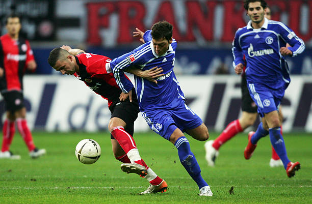 埃切韦里与 埃切韦里与